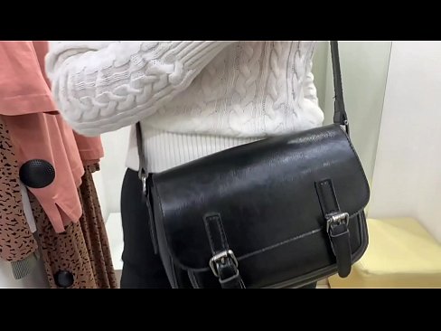 ❤️ Offentlig onani af ung kælling FeralBerry med en dildo i prøverummet ☑ Hjemmelavet porno at da.hdporn24.ru ❌